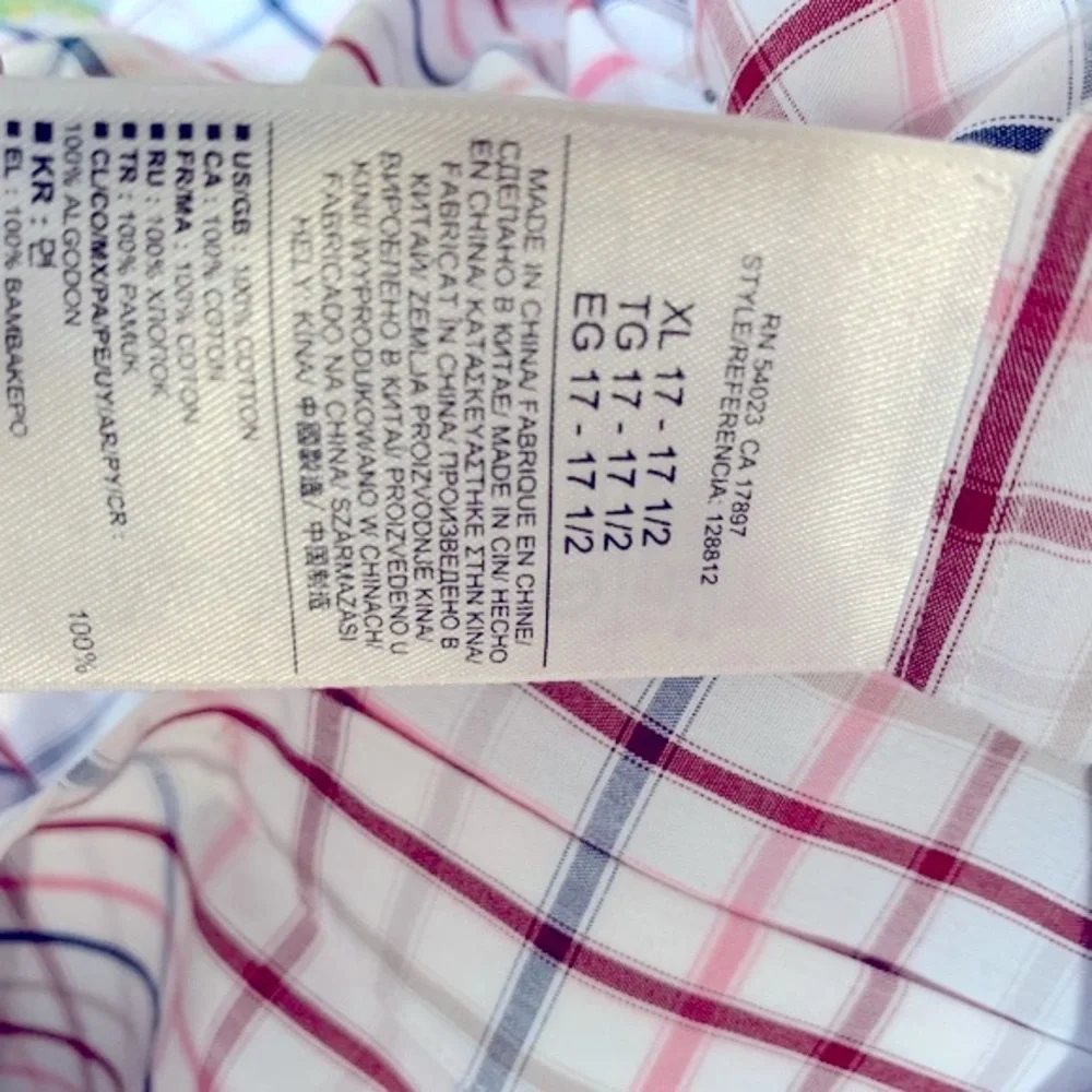 Banana Republic long sleeve button down white blue red plaid shirt men’s Neck 17